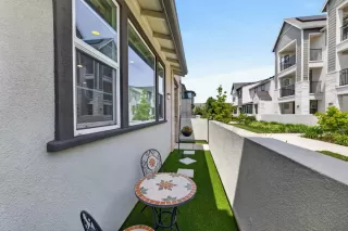 Photo #1: 226057064 Listing 