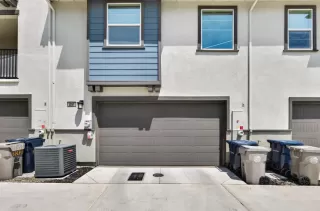 Photo #2: 226057064 Listing 