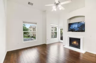 Photo #6: 226057145 Listing 