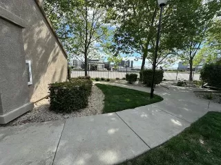 Photo #3: 226057152 Listing 