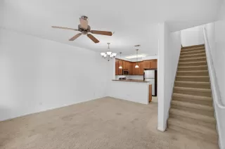 Photo #4: 226057790 Listing 