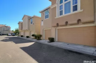 Photo #1: 226057876 Listing 