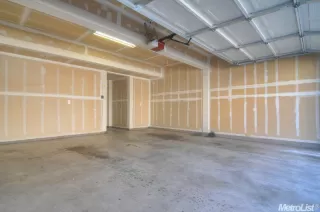 Photo #4: 226057876 Listing 