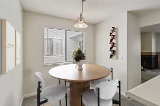 Photo #3: 226058139 Listing 
