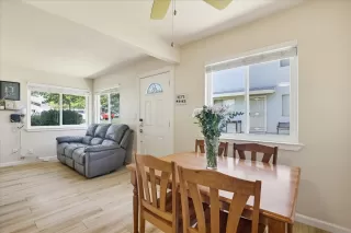 Photo #3: 226058705 Listing 