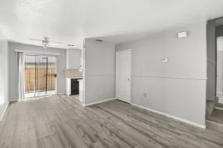 Photo #6: 226058961 Listing 