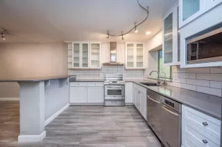 Photo #2: 226058991 Listing 