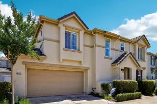 Photo #1: 226059294 Listing