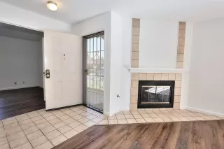 Photo #4: 226059830 Listing