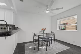 Photo #4: 226059863 Listing 