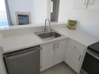 Photo #5: 226059911 Listing 