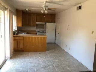 Photo #2: 226059961 Listing 