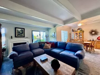 Photo #4: 226060077 Listing
