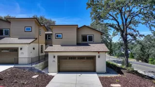 Photo #1: 226060141 Listing 