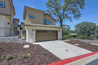 Photo #6: 226060141 Listing 