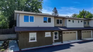 Photo #1: 226060145 Listing 