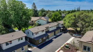 Photo #2: 226060145 Listing 