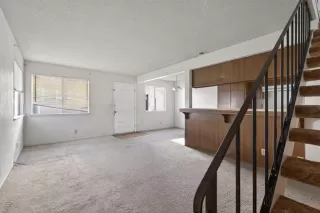 Photo #3: 226060734 Listing 