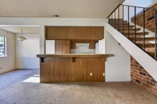 Photo #4: 226060734 Listing 