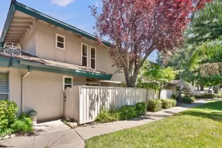 Photo #1: 226060757 Listing 