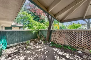 Photo #2: 226060757 Listing 