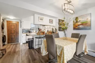 Photo #6: 226060796 Listing 