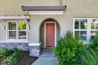 Photo #1: 226060835 Listing 