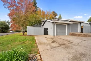Photo #1: 226061151 Listing 