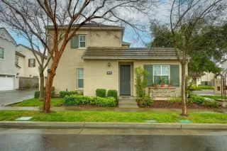 Photo #2: 226061268 Listing