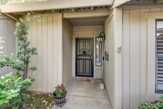 Photo #1: 226061276 Listing 