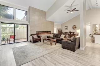Photo #2: 226061276 Listing 