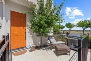 Photo #5: 226061292 Listing