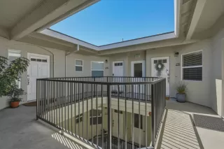 Photo #2: 226061421 Listing 