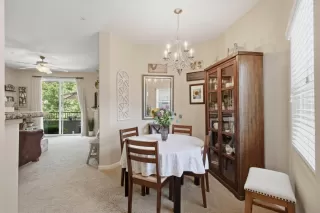 Photo #4: 226061421 Listing 