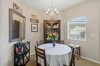 Photo #5: 226061421 Listing 