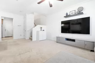 Photo #5: 226061522 Listing 