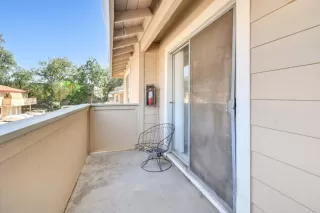 Photo #2: 226062035 Listing 