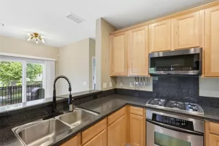 Photo #3: 226062353 Listing 