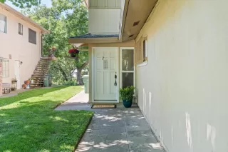 Photo #2: 226062507 Listing 