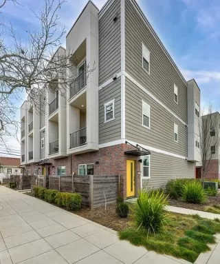 Photo #1: 226062607 Listing