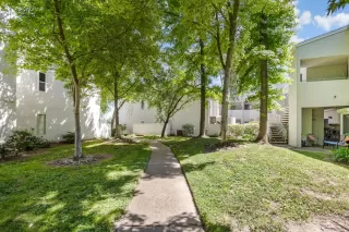 Photo #3: 226063205 Listing