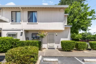 Photo #2: 226063264 Listing
