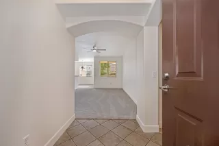 Photo #2: 226063504 Listing