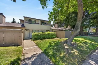 More Details about MLS # 226063924 : 6239 RIVERSIDE BLVD #2