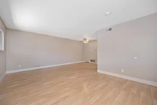 Photo #1: 226064076 Listing