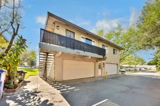 Photo #1: 226064319 Listing