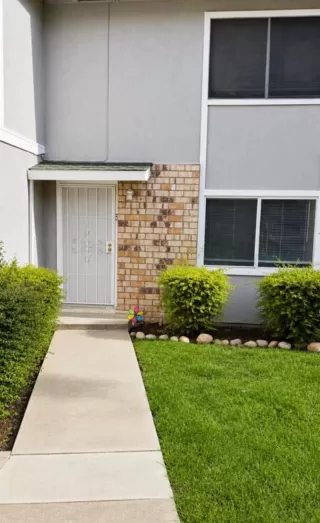 Photo #1: 226064524 Listing