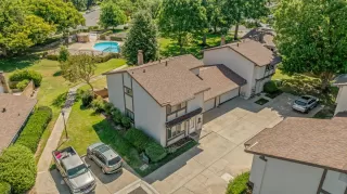 Photo #6: 226064671 Listing