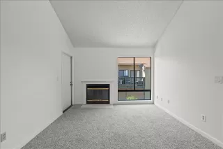 Photo #6: 226064726 Listing 