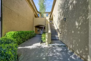 Photo #5: 226065026 Listing 